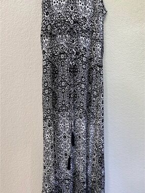 Black and White Patterned Women's Maxi Skirt